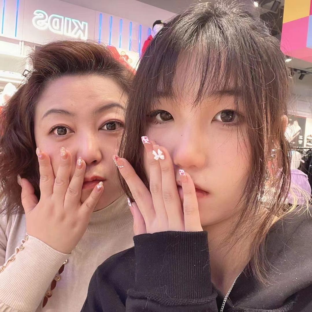 美女巫婆