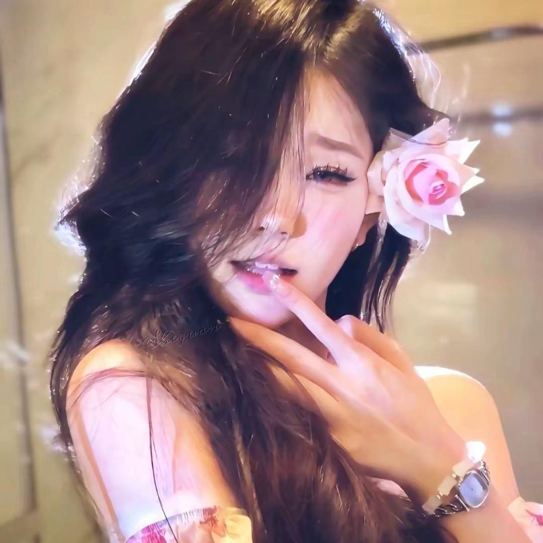 腼腆小美🎀