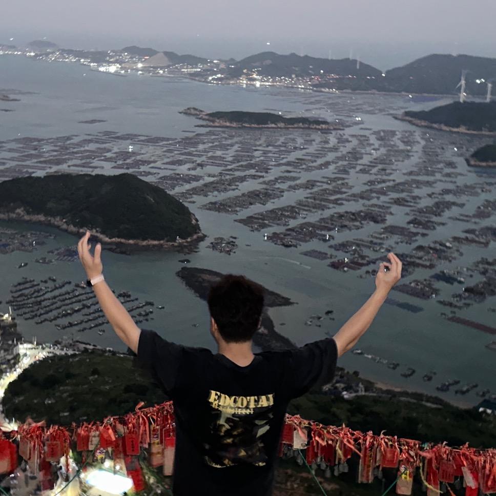 爱奔跑的小林
