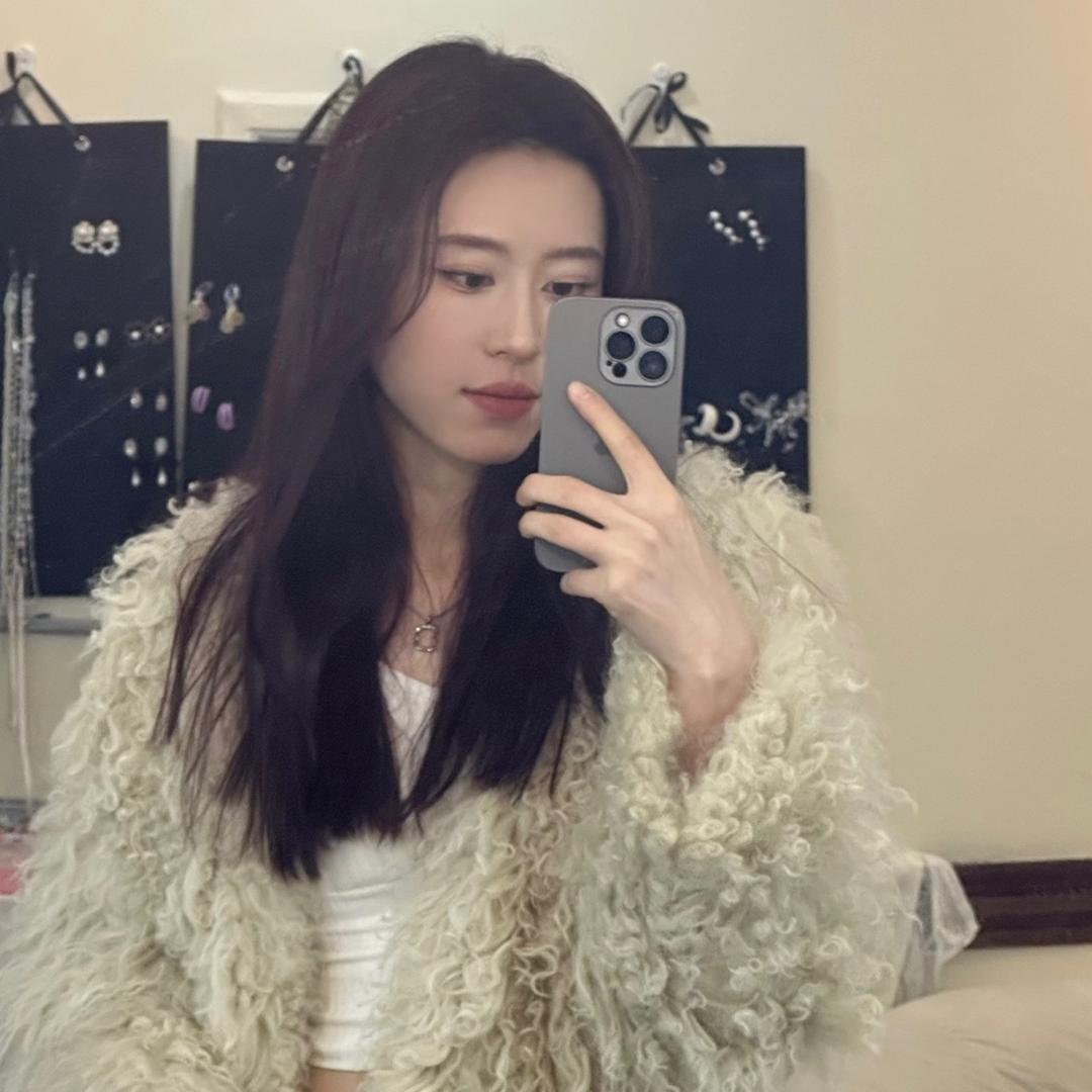 小鱼超级Nice🐟