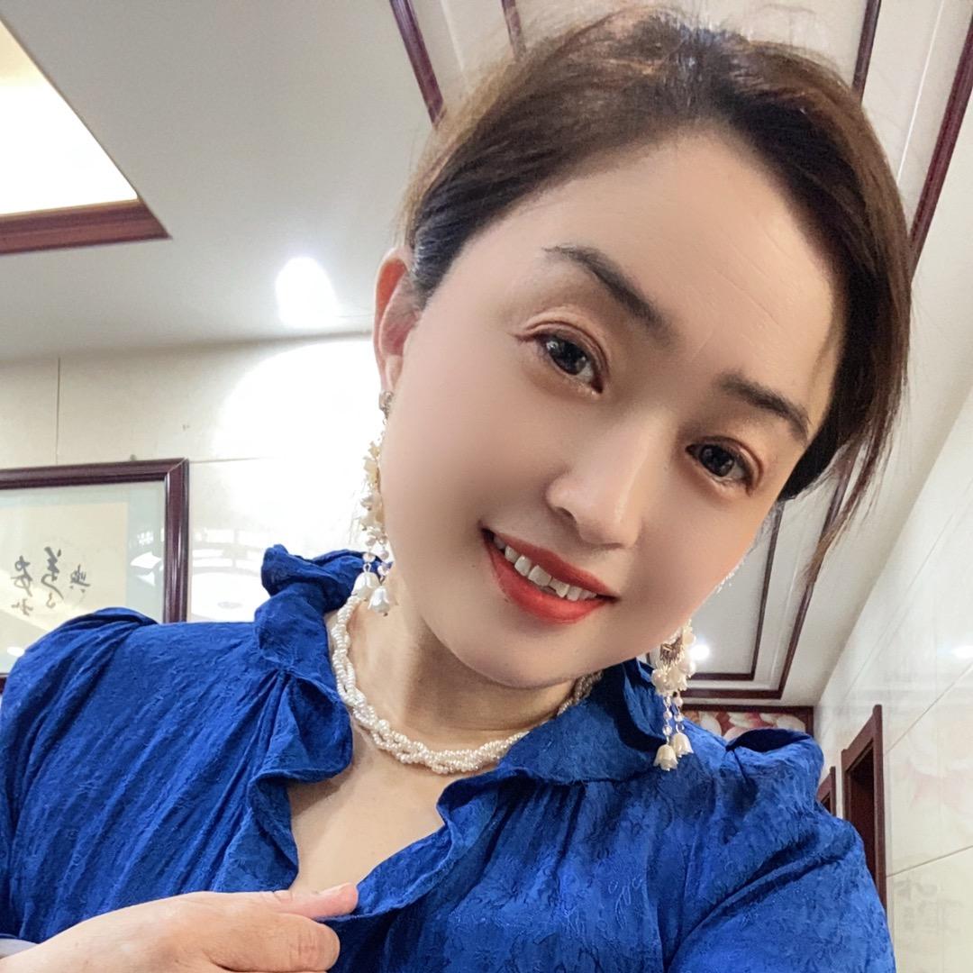 红爱跳舞