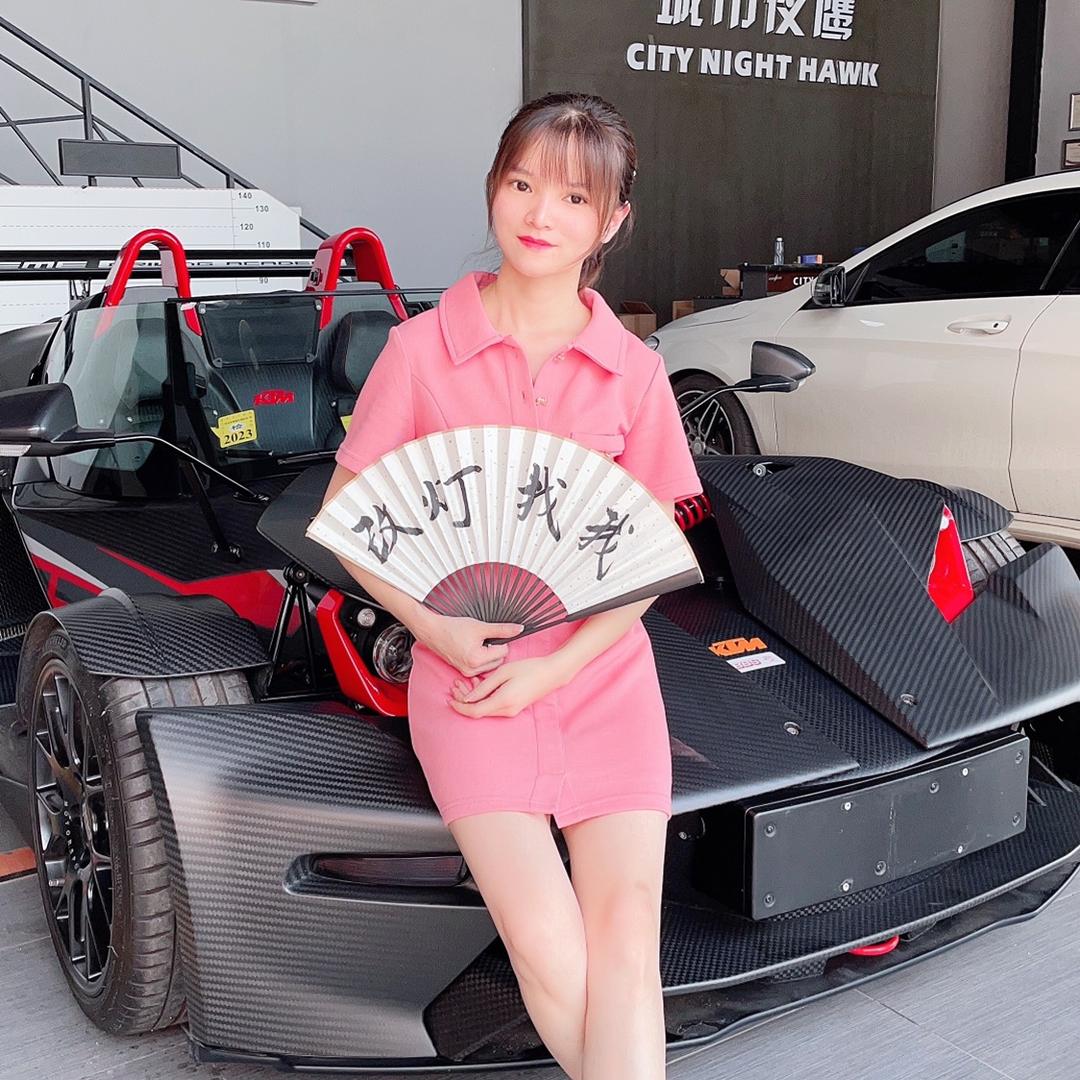 长沙城市夜鹰车灯