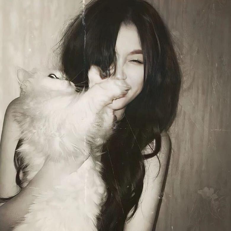 懒懒蛋黄派꒦ິ^꒦ິ