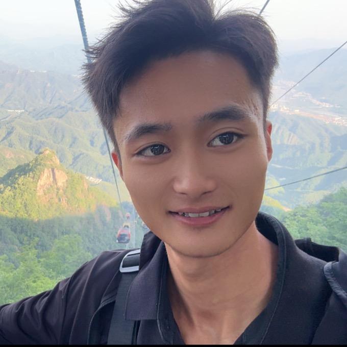 我是阿震