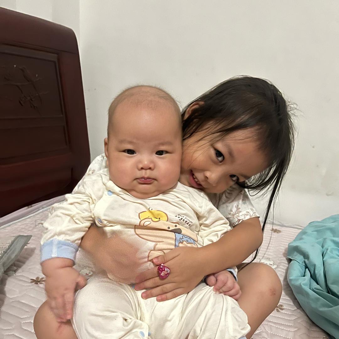 👨‍👩‍👧‍👦甜甜文文