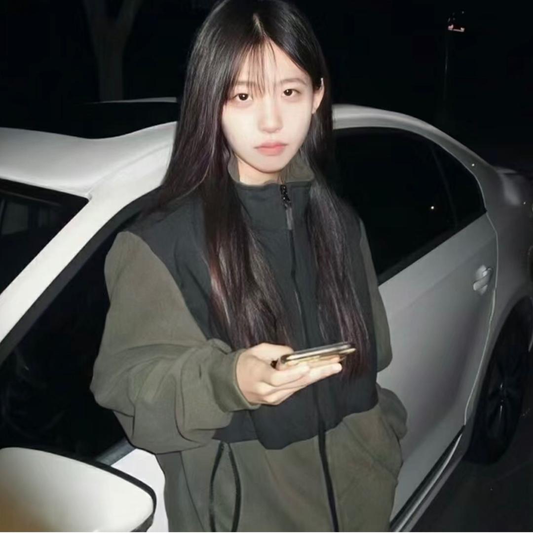 每天都好^困.