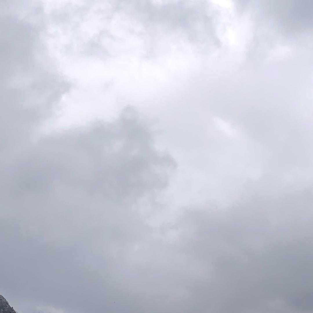 霞霞云