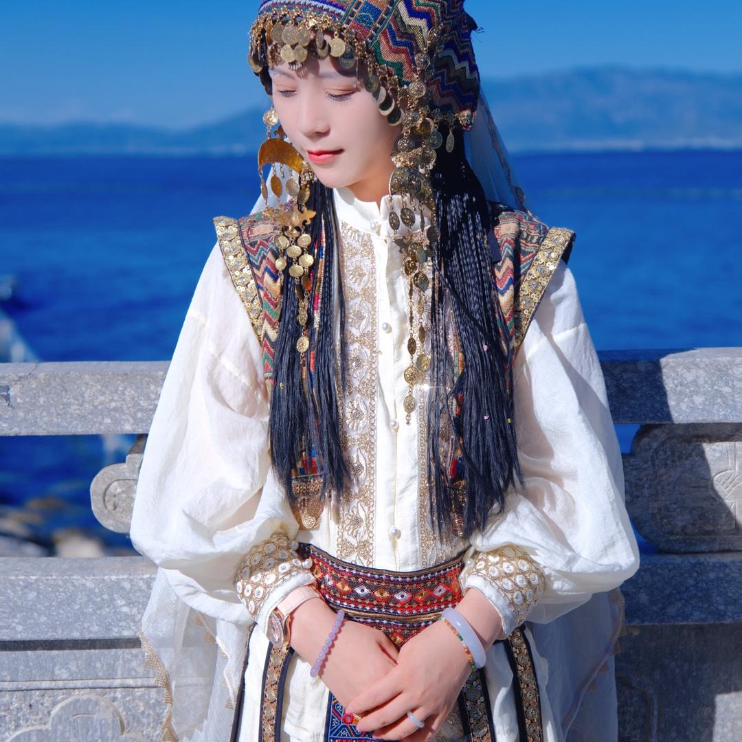 女王缅翡珠宝