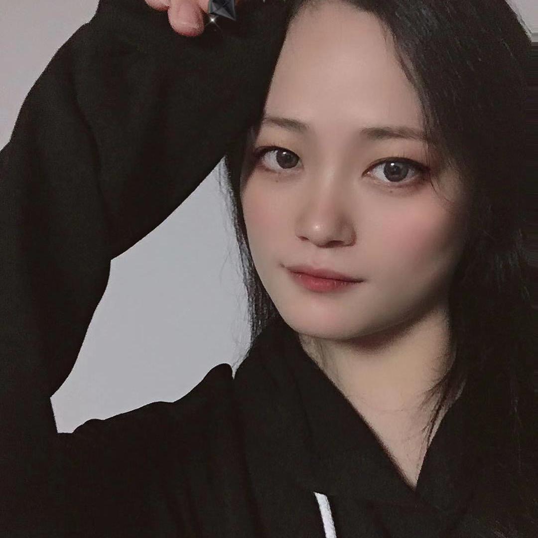 小霞霞