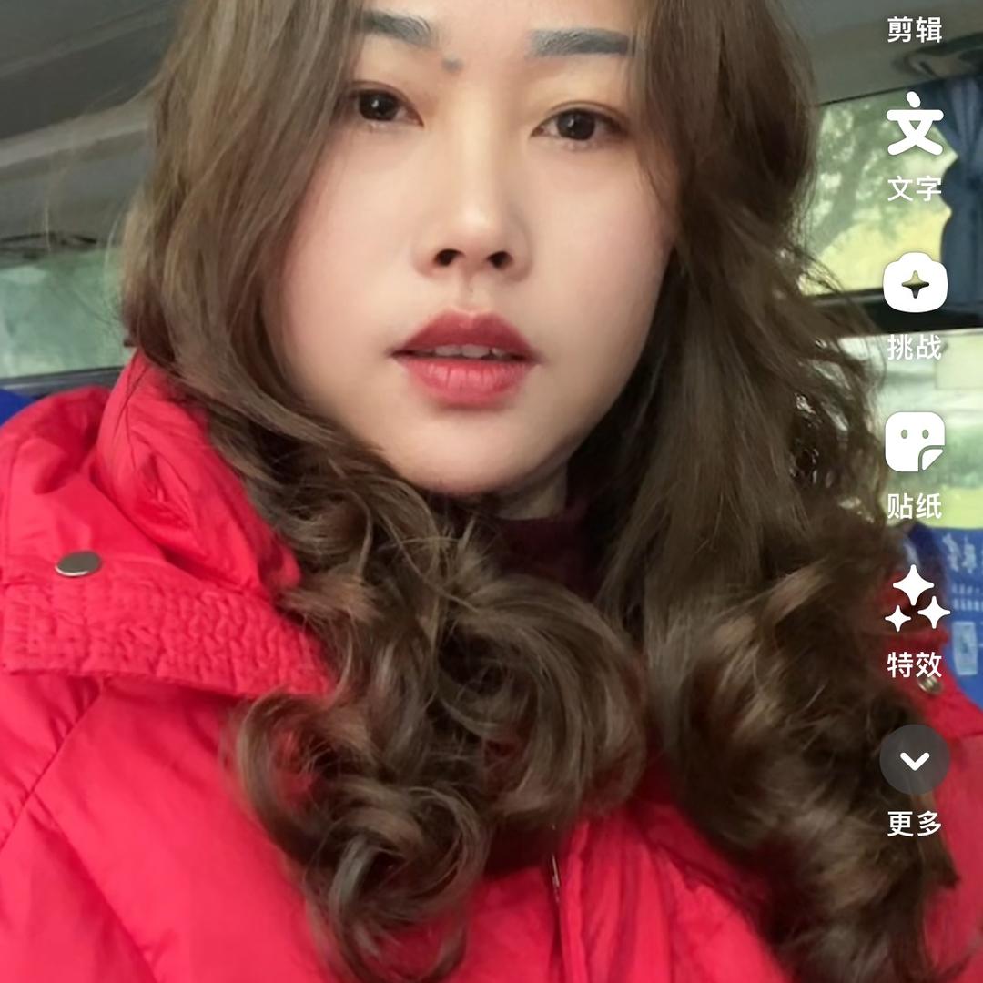 冯小英471