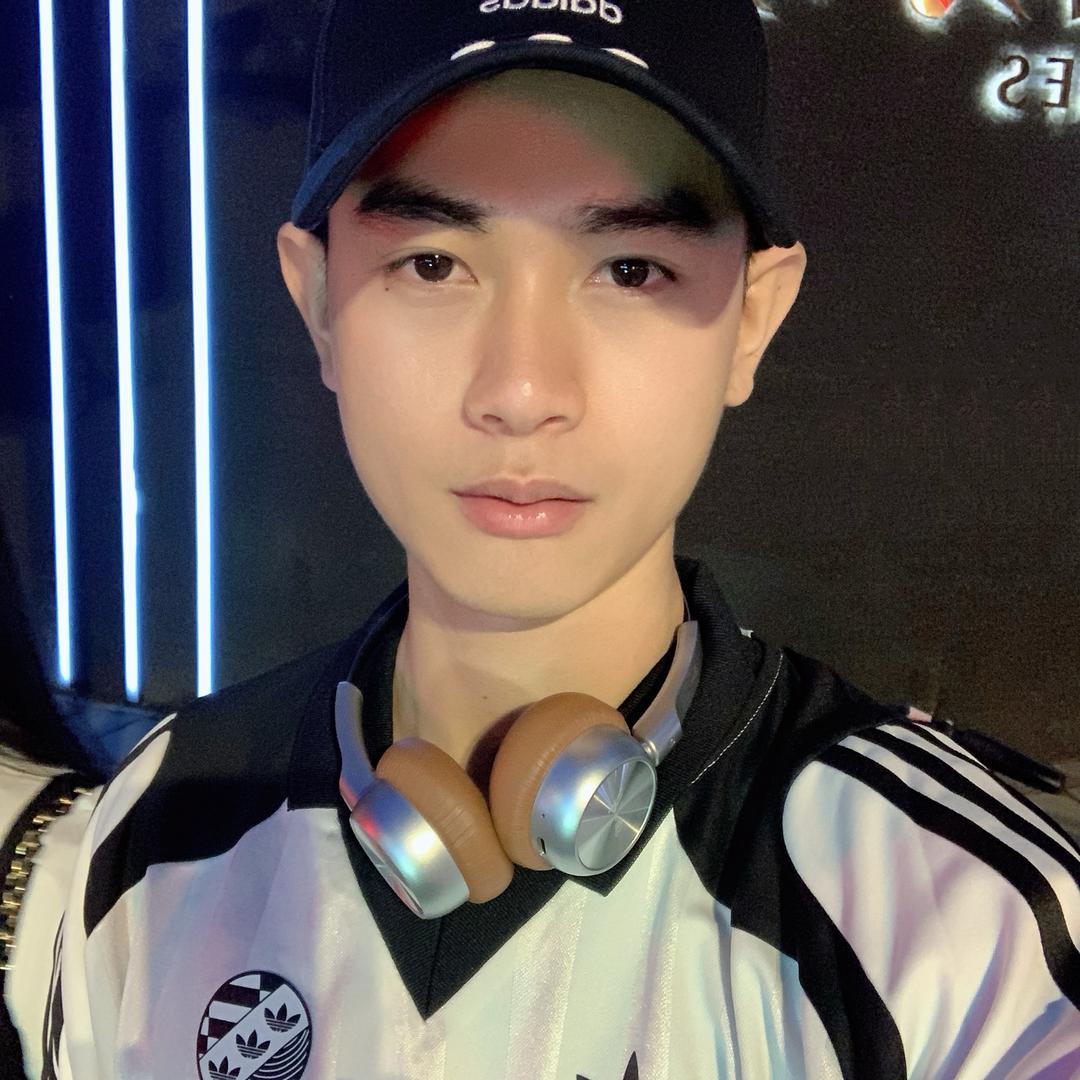 爱自律的阿亮