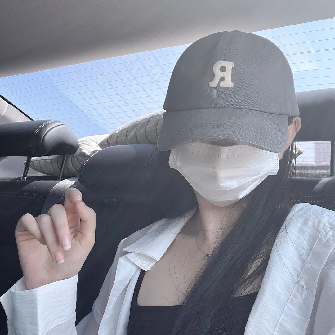 乐瑶.