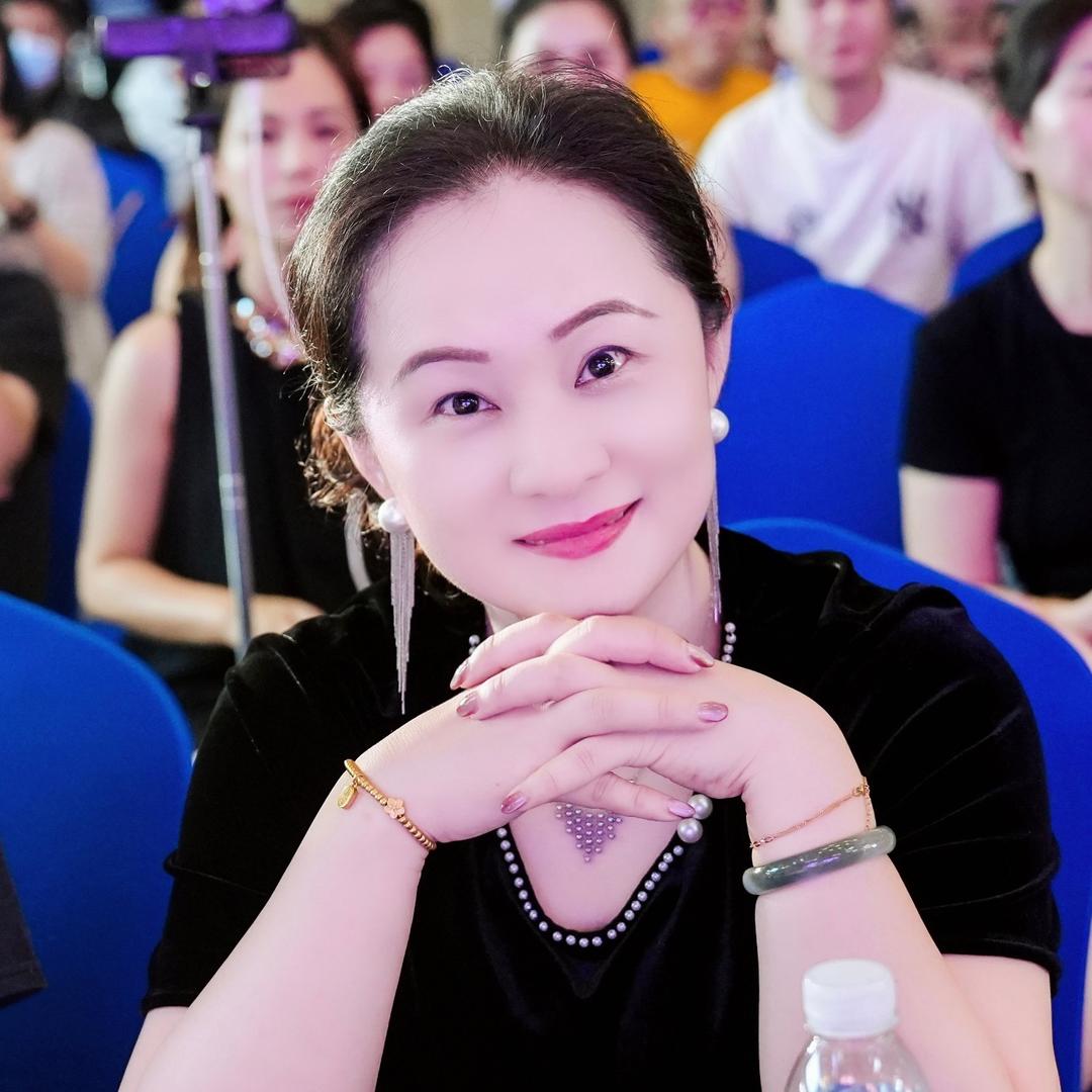 恬恬（乐中喜影城  青梅  大时代袜子）