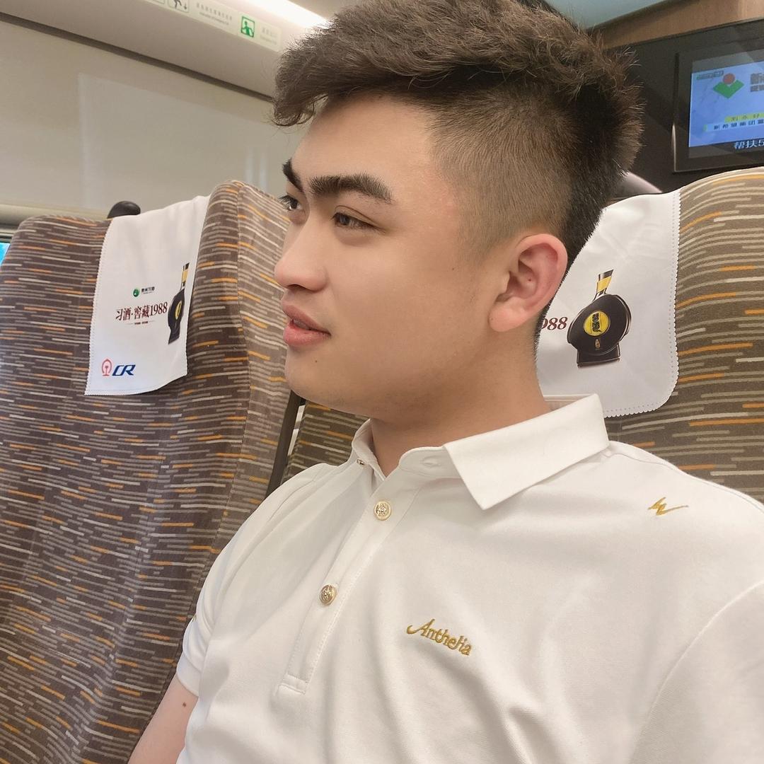 李坤鹏