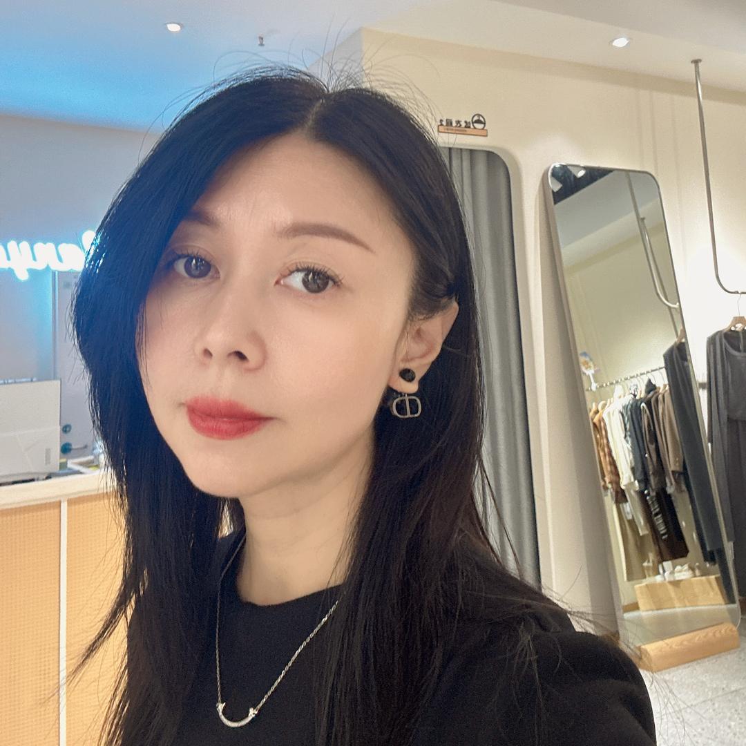 中州万达子凡尤依 琪琪