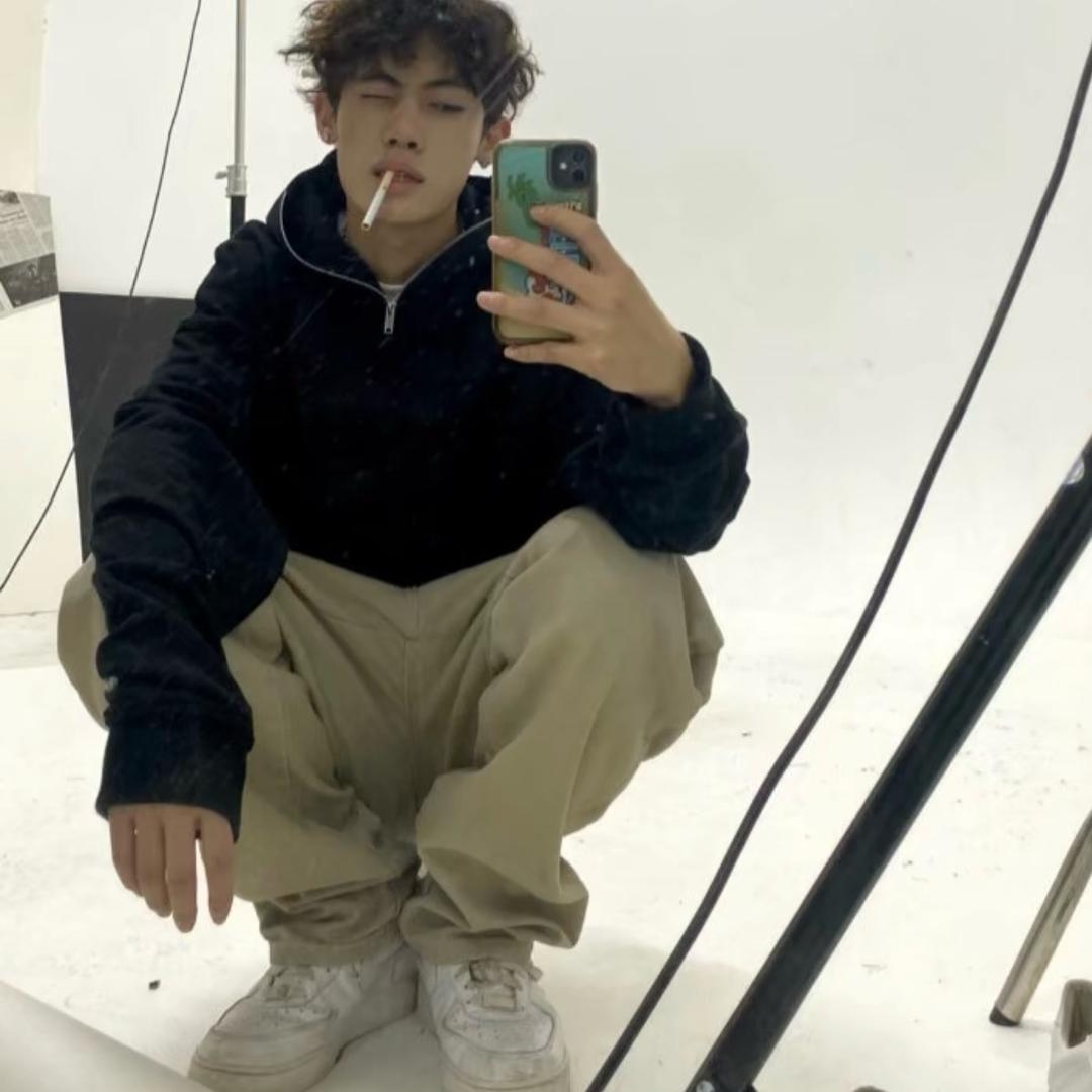 藏尾诗