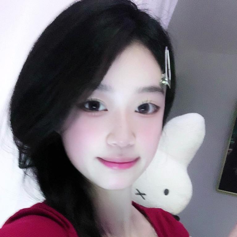 饱饱🐰