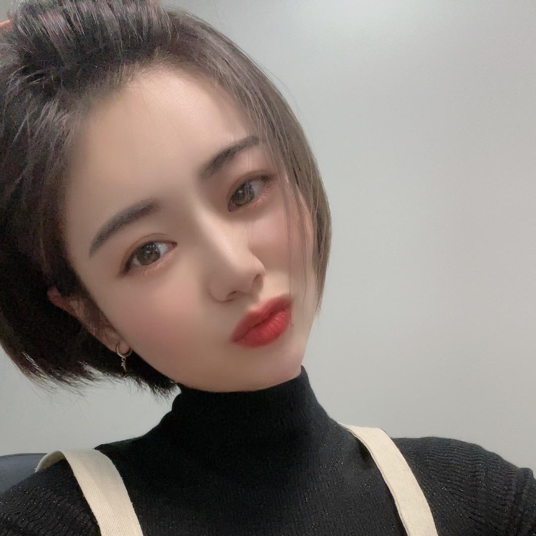 小魔女💄