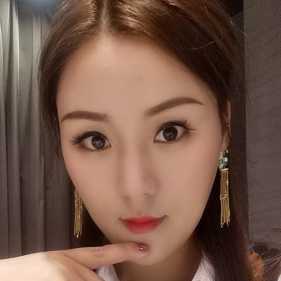 小依依