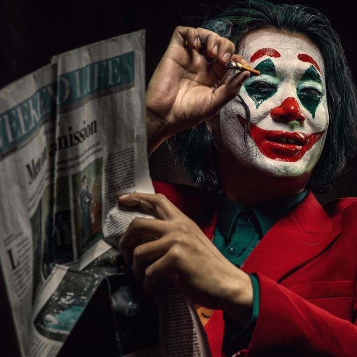 一杯敬过往！一杯敬余生！