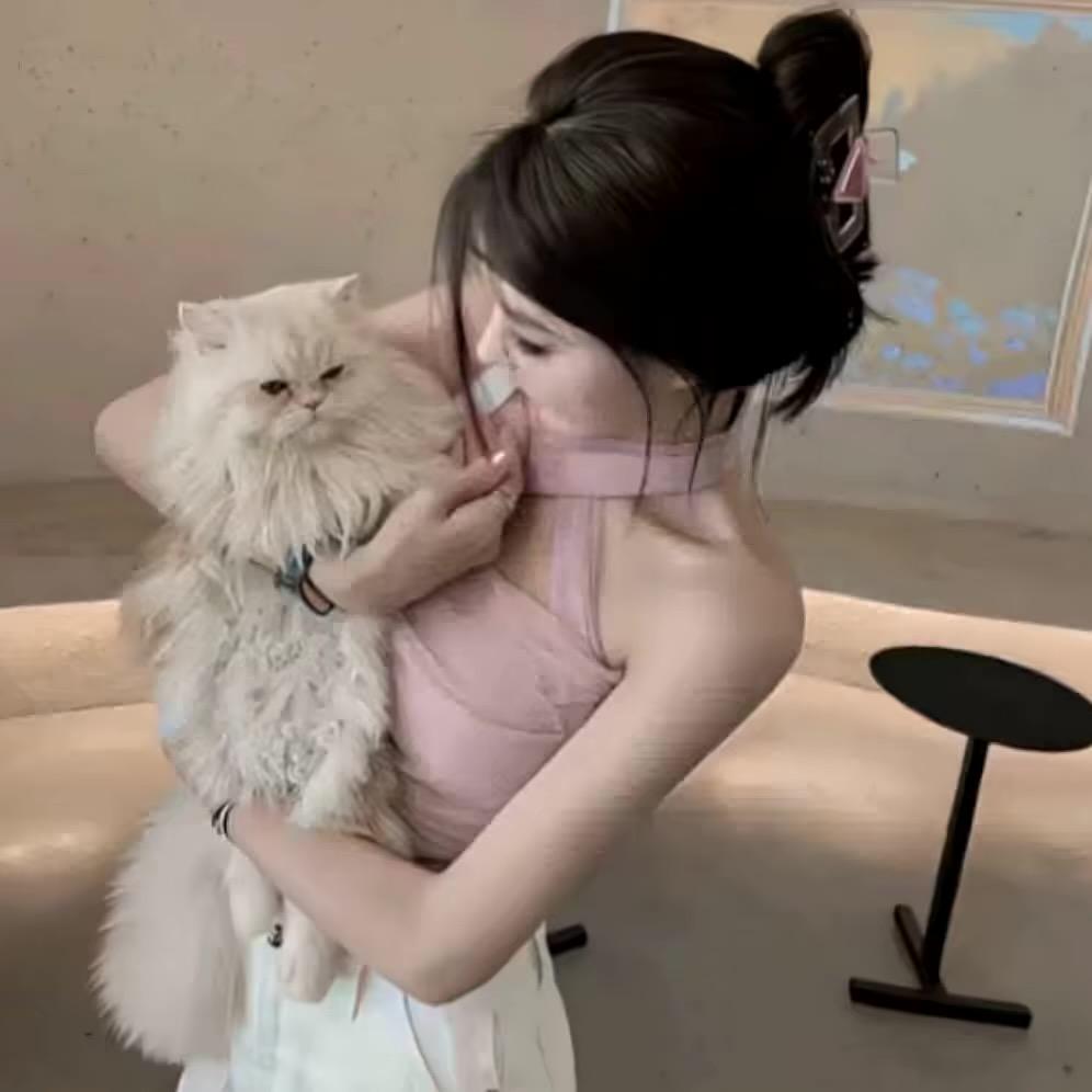 Yy