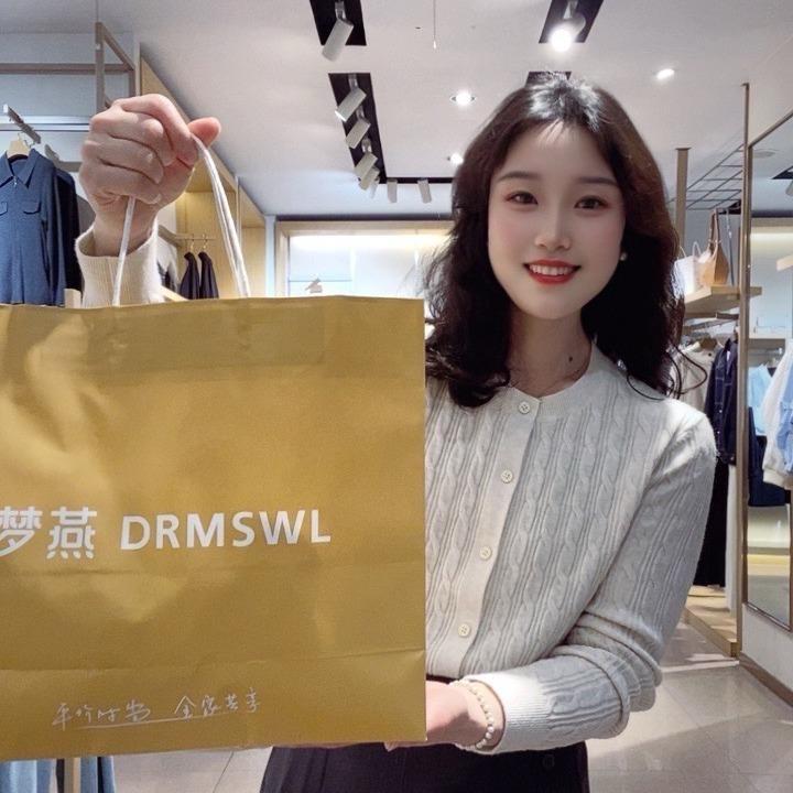 梦燕  小英店长