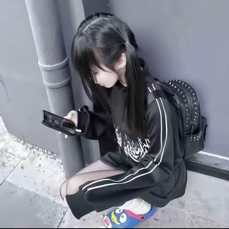 萌萌哒学生党🔗主页