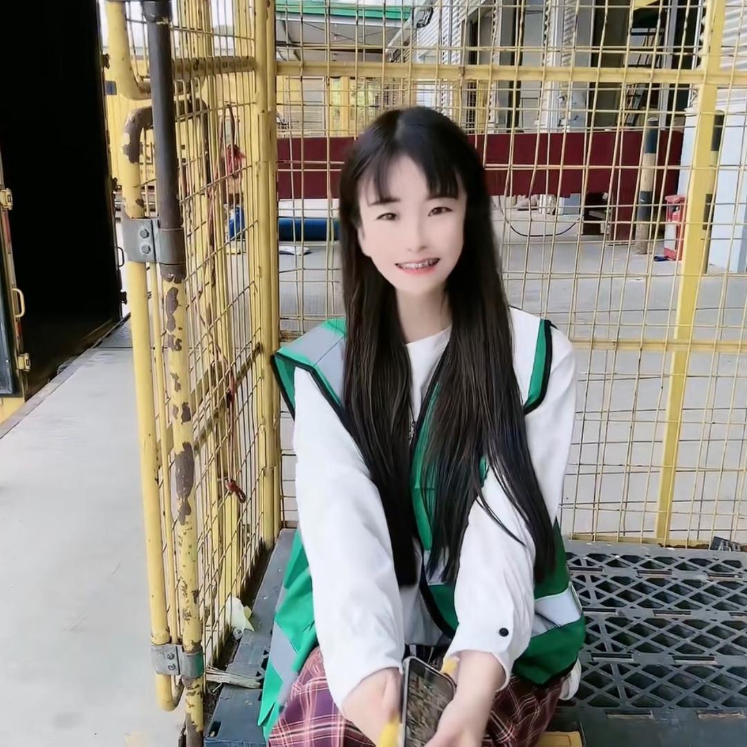 栗栗在物流