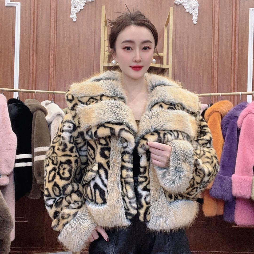 C.C轻奢服饰