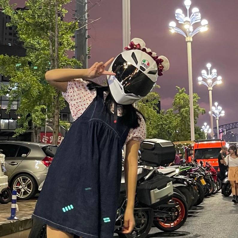 鲜奶小妹