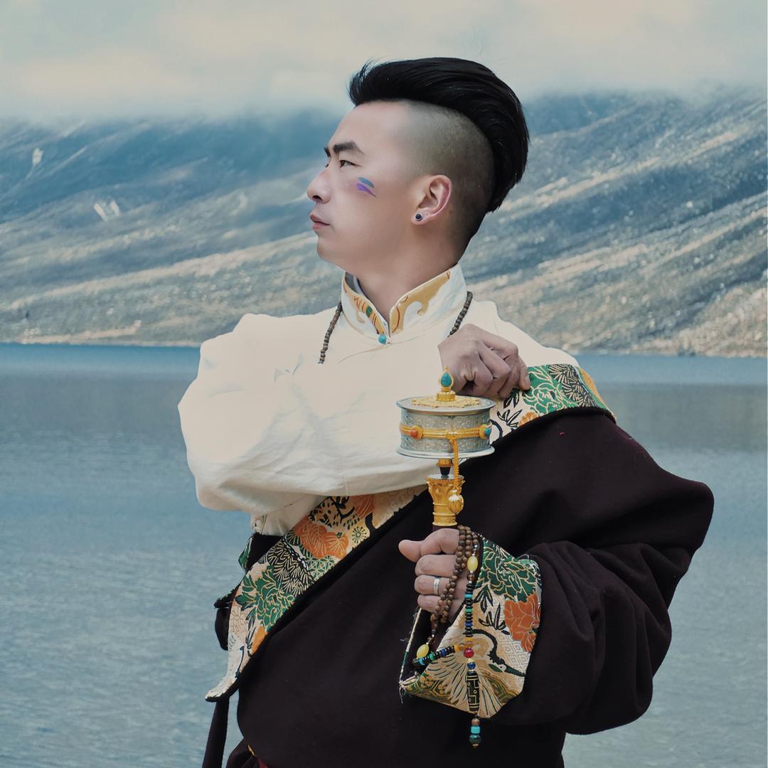 鸿福旭