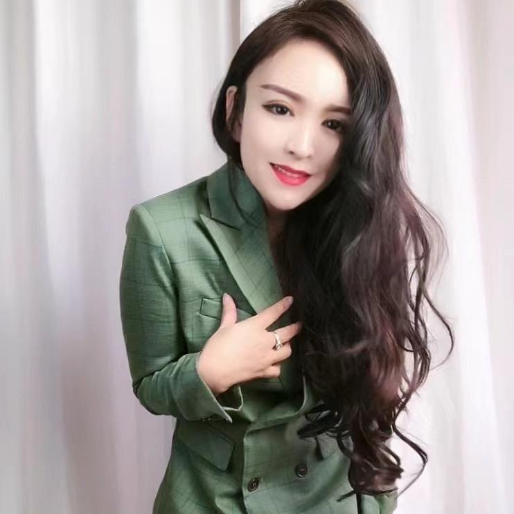 艳儿也要当大哥👿👿👿