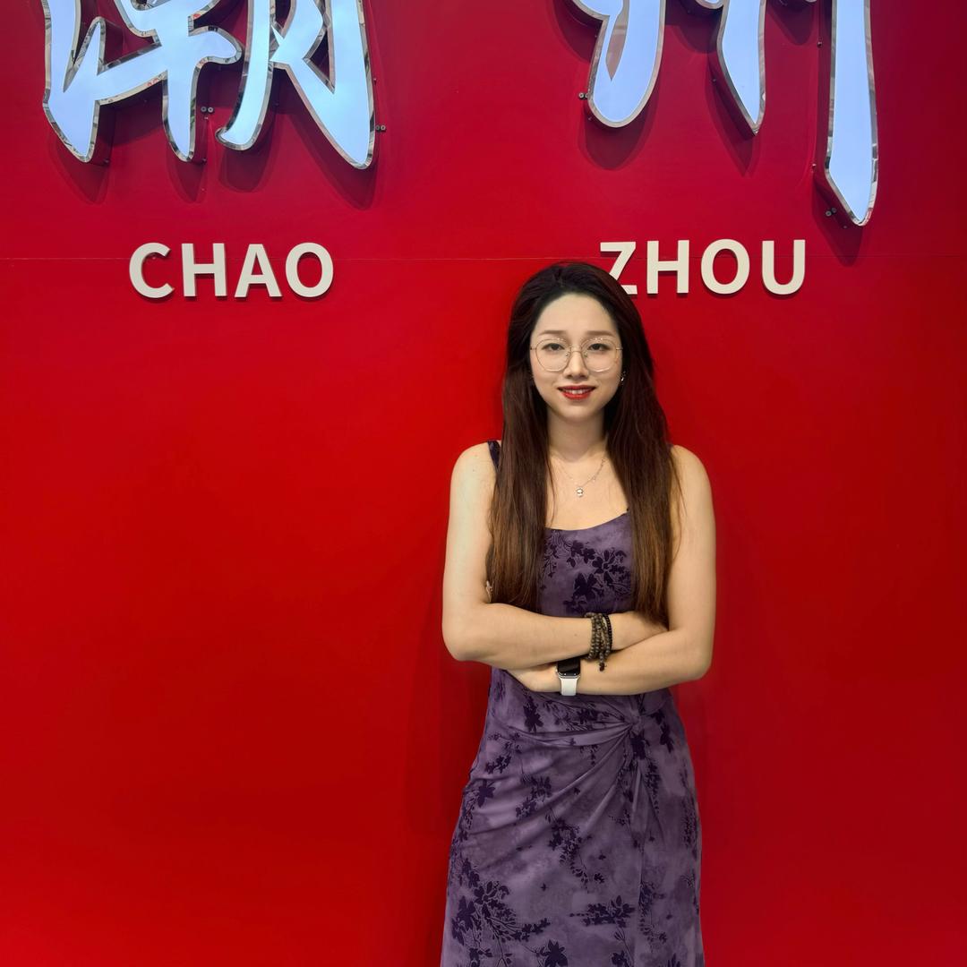 李 边请宝贝