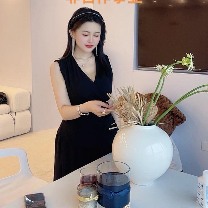 美波婷.静静