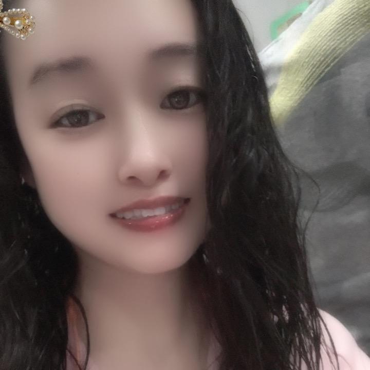 农村单身一个人小静
