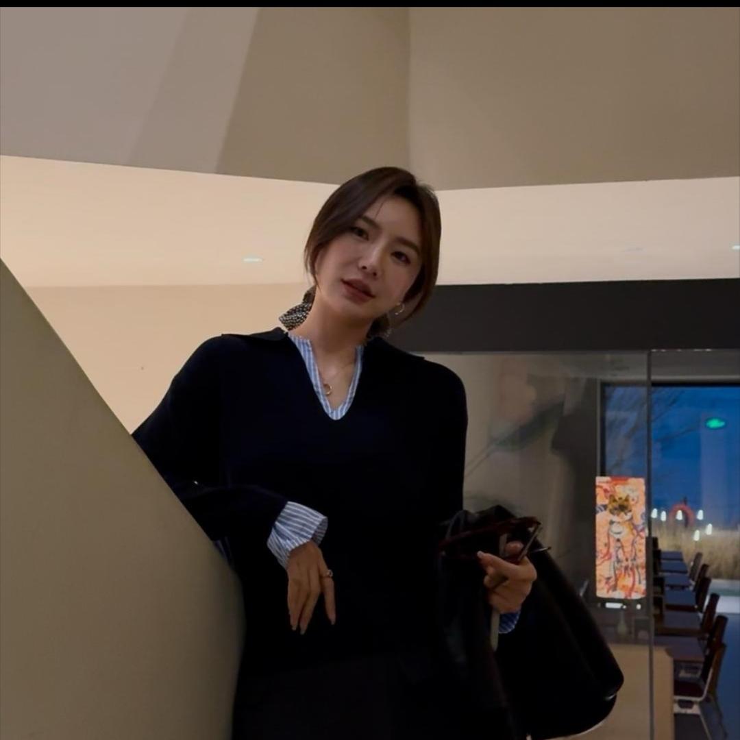 余欢欢YHH(穿搭分享)