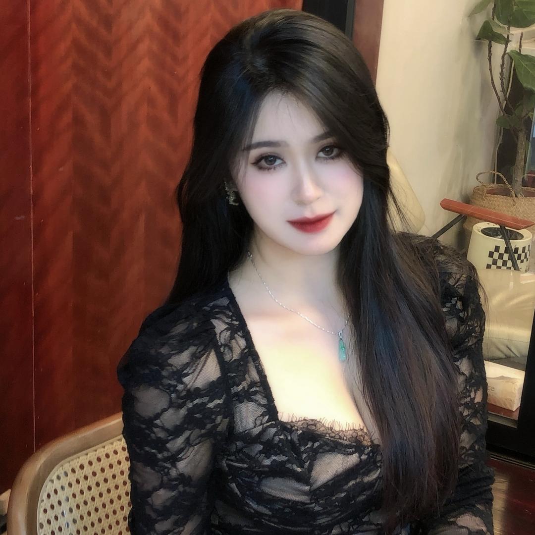 晴晴子.
