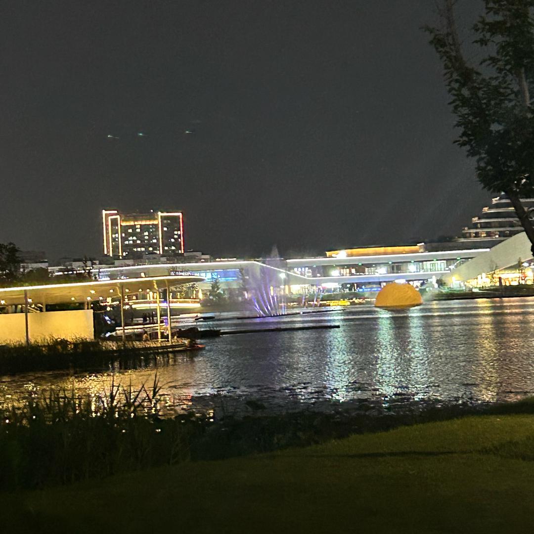 做个快乐的老阿姨