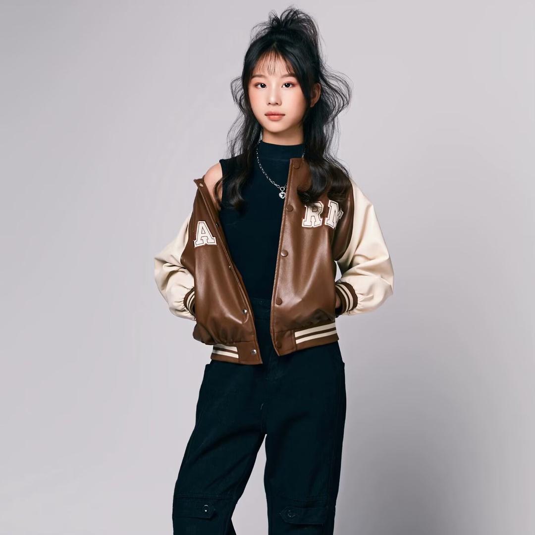 王芯燃Annie（王悦芯）