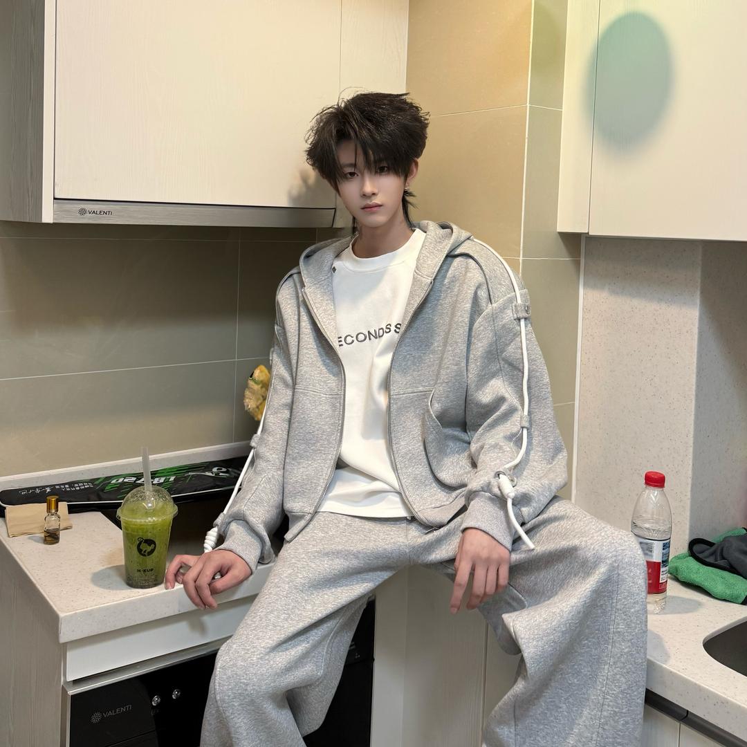 杨安成
