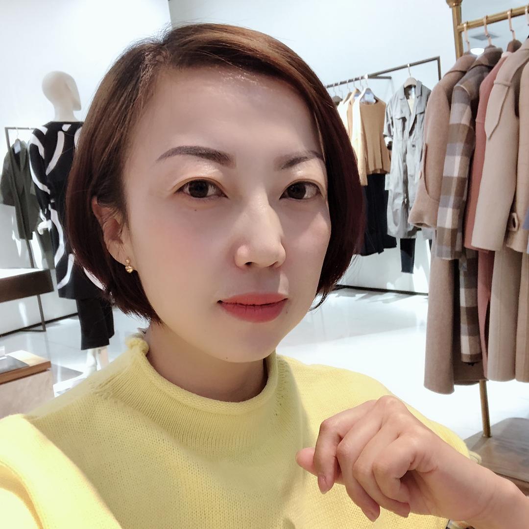 辉姐女装服饰店