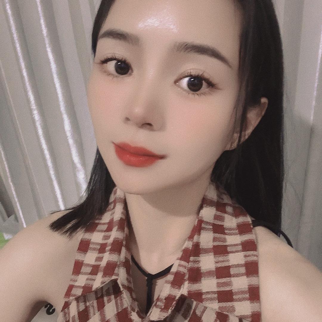 小包谷.