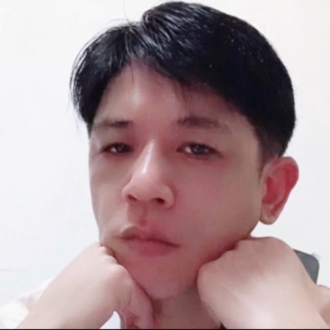 Yi-航