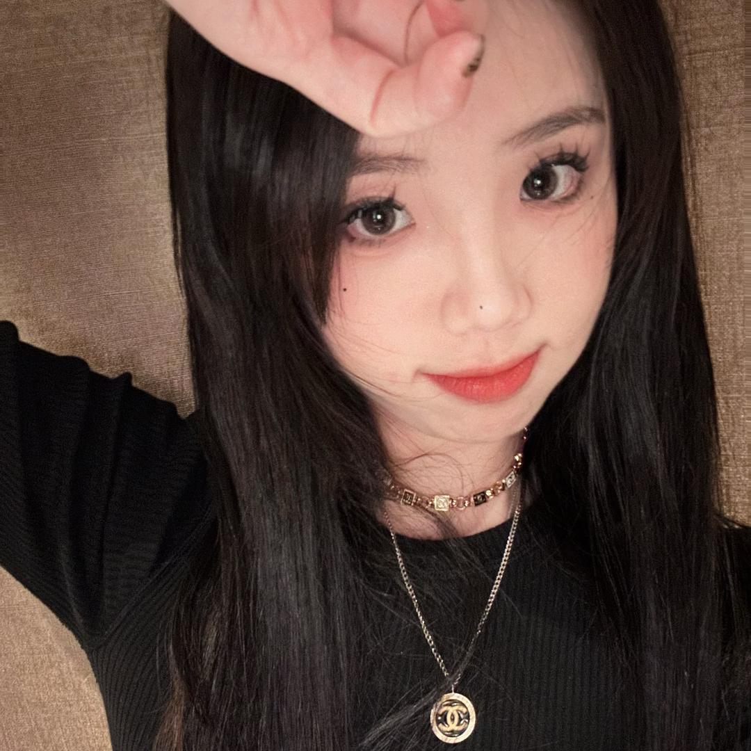 luckyy嘻嘻是美拉