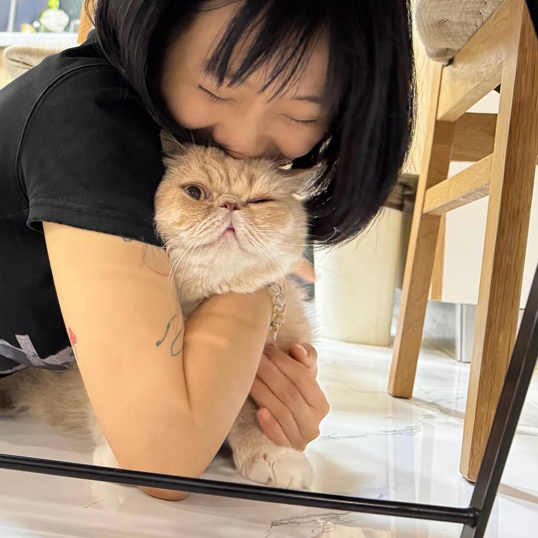 做面包超认真的蘑菇头