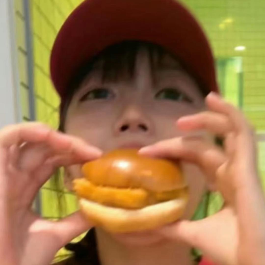 苏菲亚都服了