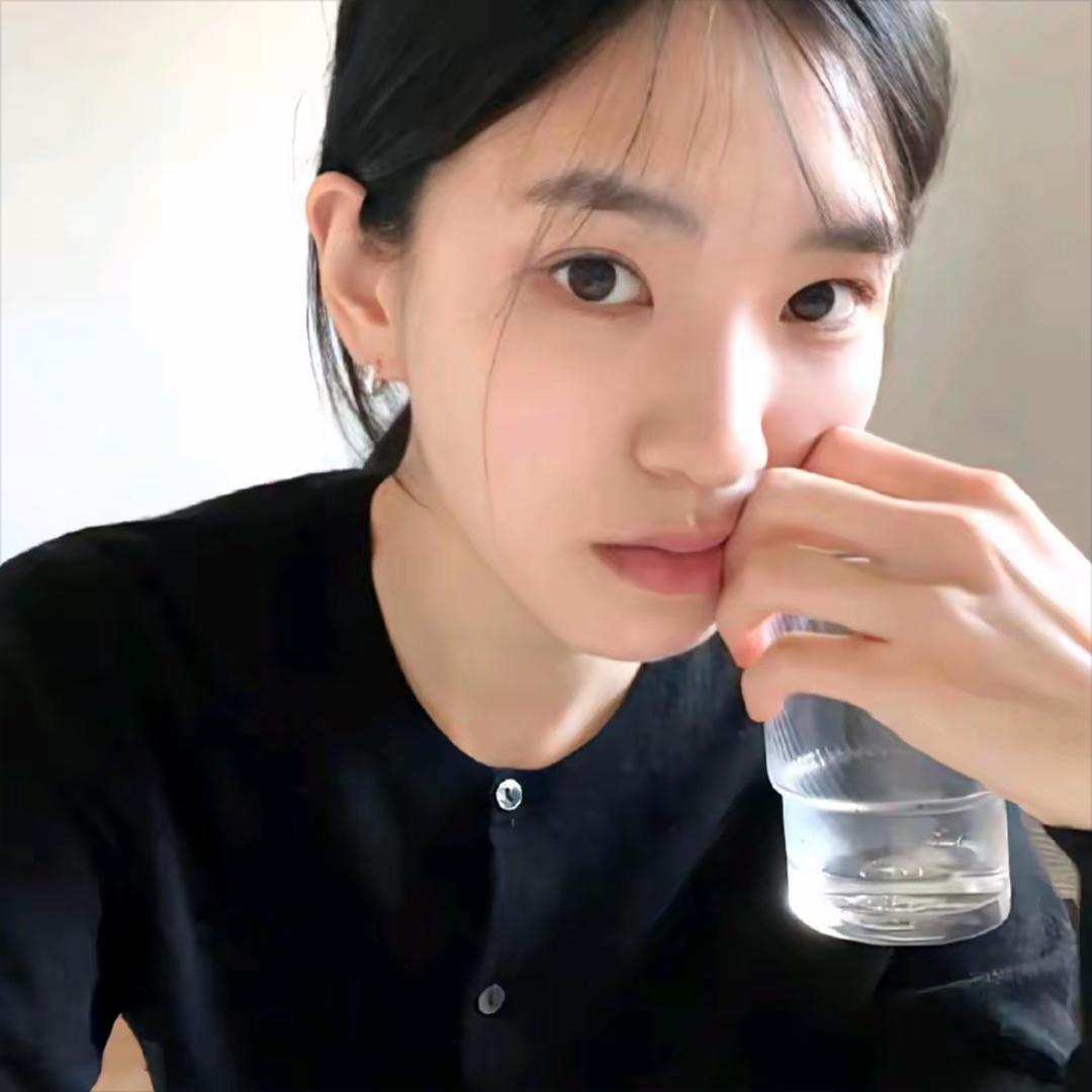 HY.，