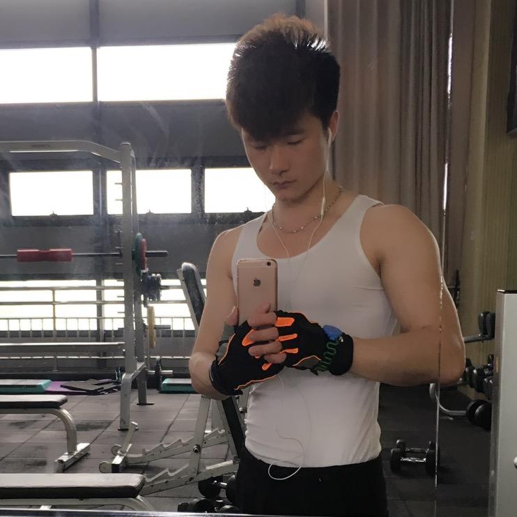 小亮