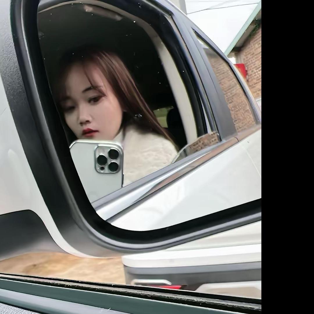 杨宝宝@