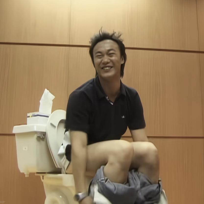 这Eason如履薄冰